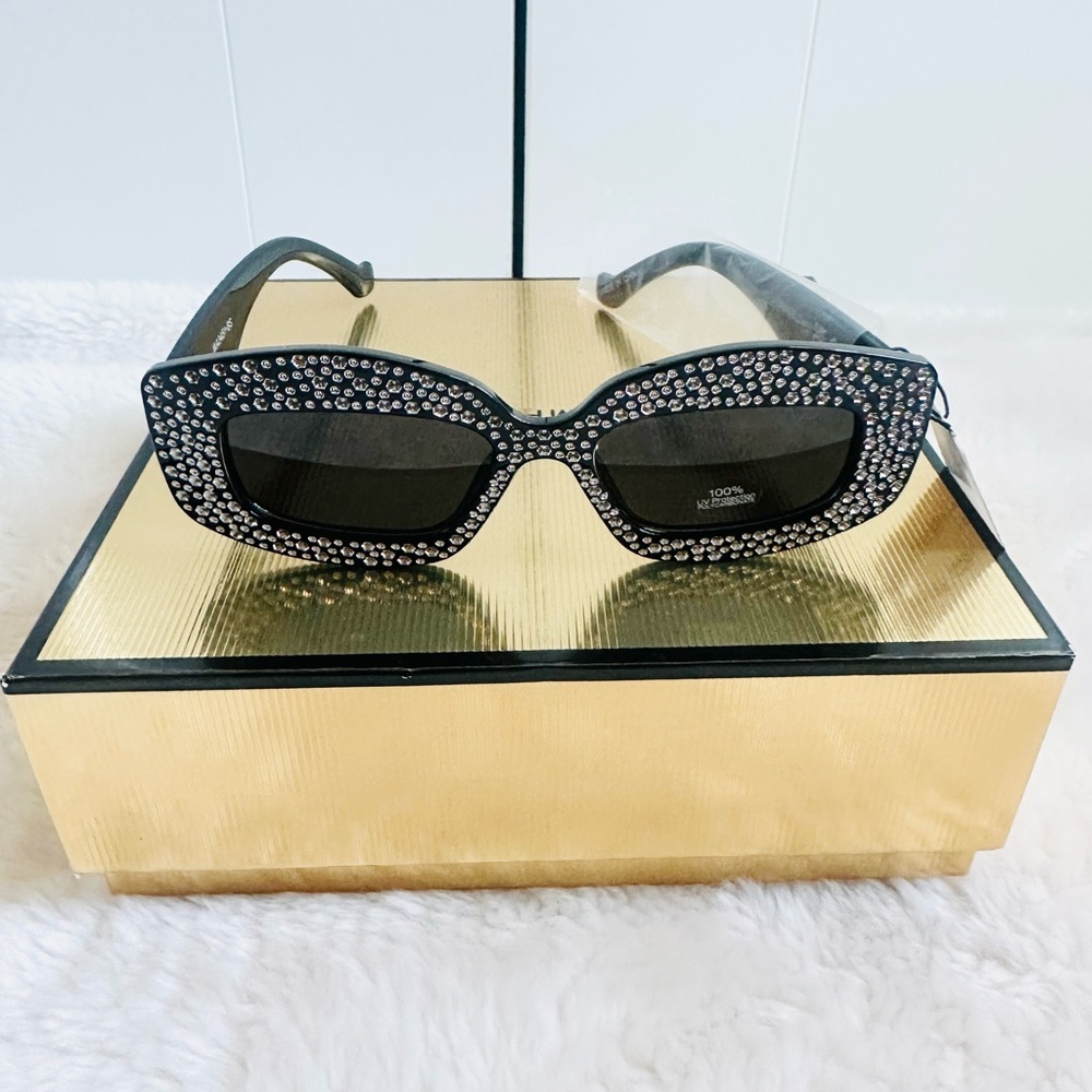 Black Gem Detail Rectangular Sunglasses - Picture 6 of 16